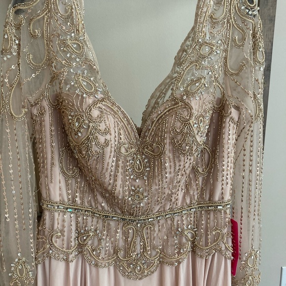 NWT Terani Couture #2111M5268 Evening Gown/Mother of Bride, fully lined/bra cups - Picture 4 of 7